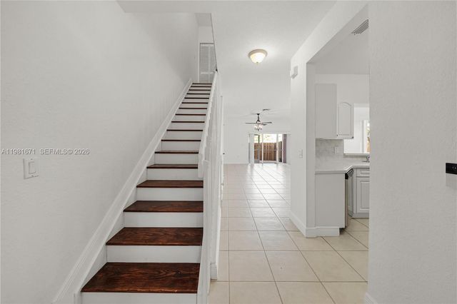 1166 NW 100th Ave, Pembroke Pines, FL 33024