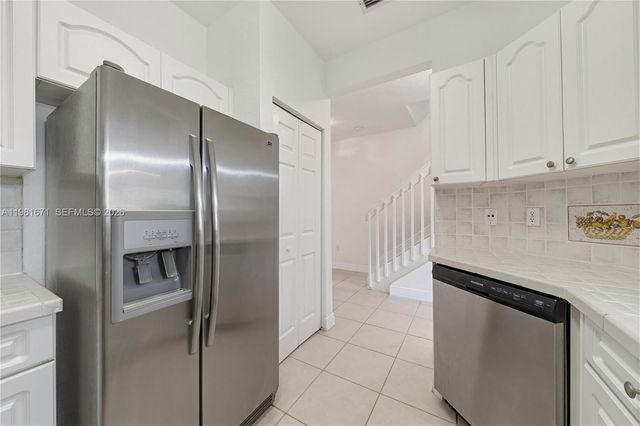 1166 NW 100th Ave, Pembroke Pines, FL 33024