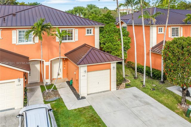 1166 NW 100th Ave, Pembroke Pines, FL 33024