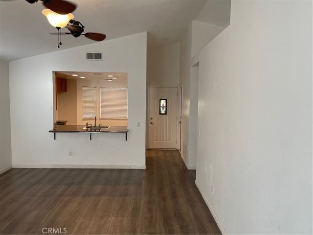 1005 Lilac Street, Hemet, CA 92545