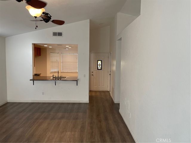 1005 Lilac Street, Hemet, CA 92545