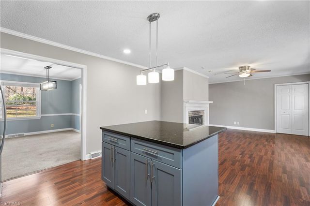 3239 Linda Circle, Winston-salem, NC 27106