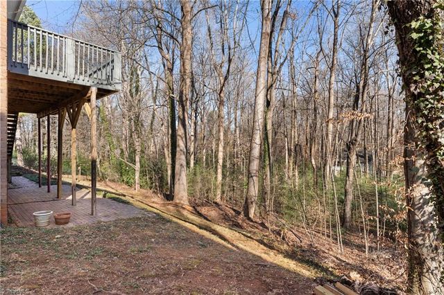 3239 Linda Circle, Winston-salem, NC 27106