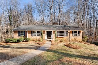 3239 Linda Circle, Winston-salem, NC 27106