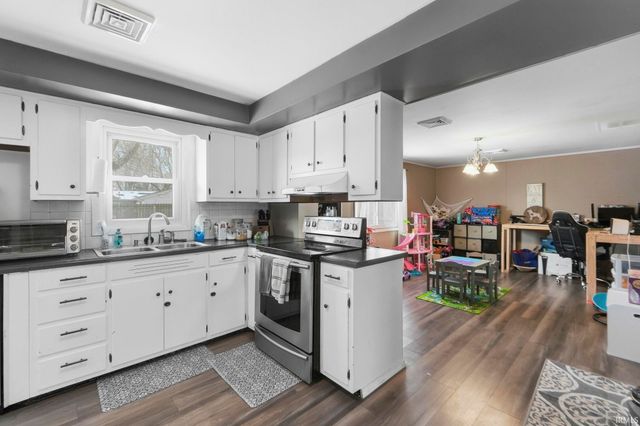 1542 Tartan Lane, New Haven, IN 46774