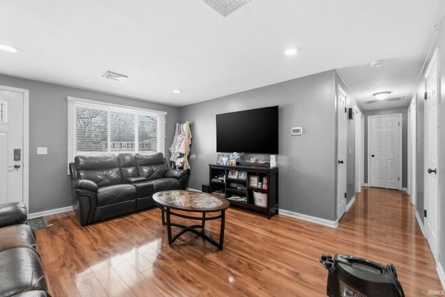 1542 Tartan Lane, New Haven, IN 46774