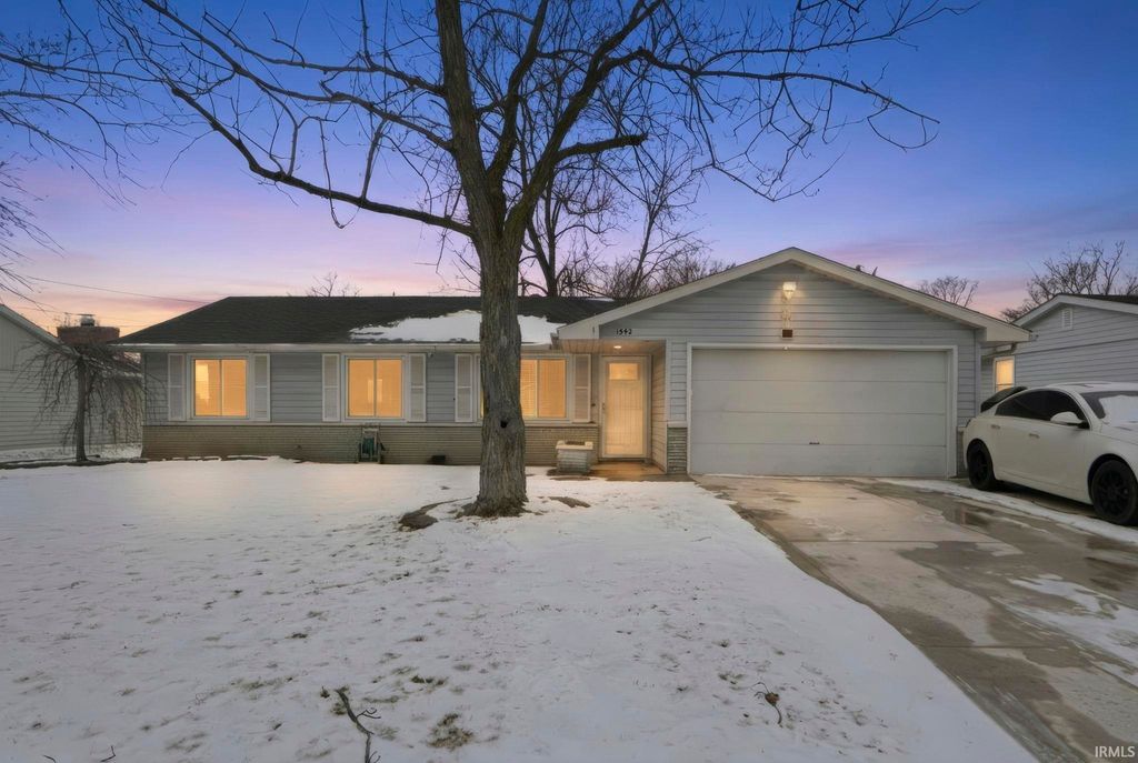 1542 Tartan Lane, New Haven, IN 46774