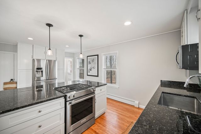 2 Dartmouth Court 2, Maynard, MA 01754