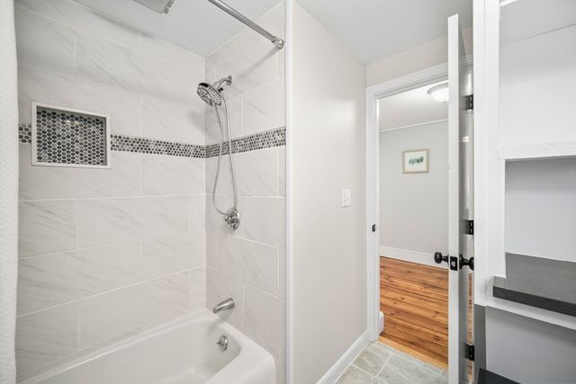 2 Dartmouth Court 2, Maynard, MA 01754