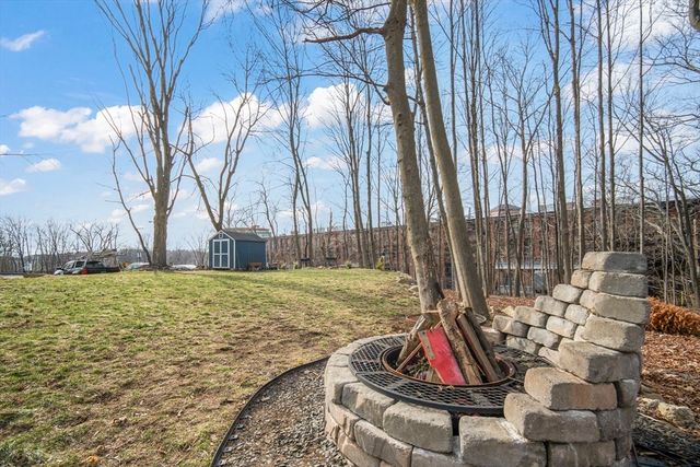 2 Dartmouth Court 2, Maynard, MA 01754