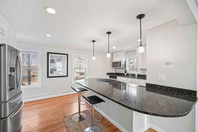 2 Dartmouth Court 2, Maynard, MA 01754