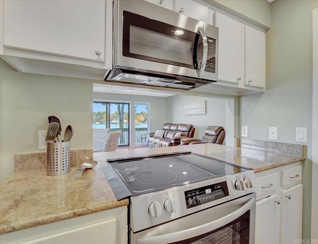 250 Grand Isle Dr Apt 4C, Hot Springs, AR 71913