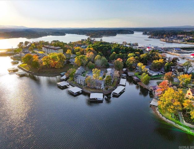 250 Grand Isle Dr Apt 4C, Hot Springs, AR 71913