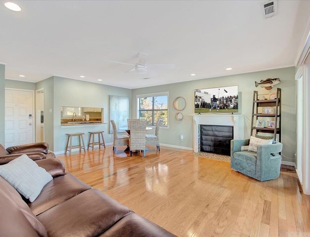 250 Grand Isle Dr Apt 4C, Hot Springs, AR 71913