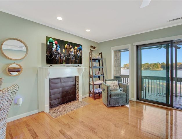 250 Grand Isle Dr Apt 4C, Hot Springs, AR 71913