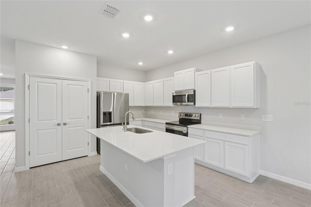 17195 SW 20TH CT ROAD, Ocala, FL 34473