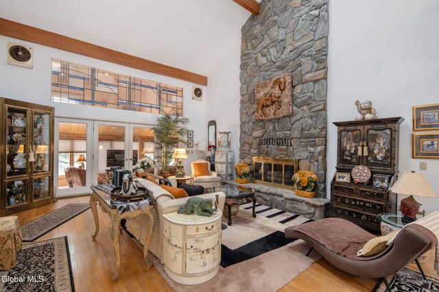 3041 Mariaville Road, Rotterdam, NY 12306