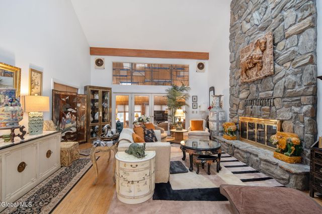 3041 Mariaville Road, Rotterdam, NY 12306