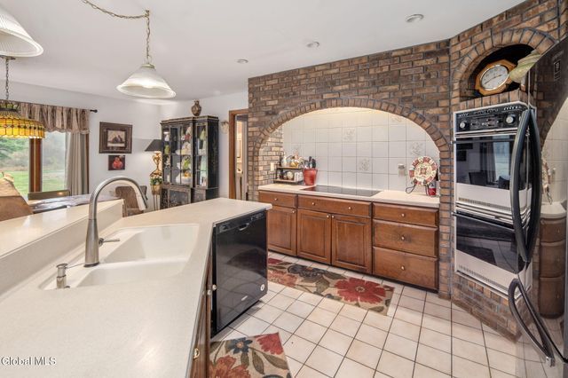 3041 Mariaville Road, Rotterdam, NY 12306