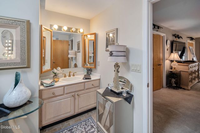 3041 Mariaville Road, Rotterdam, NY 12306