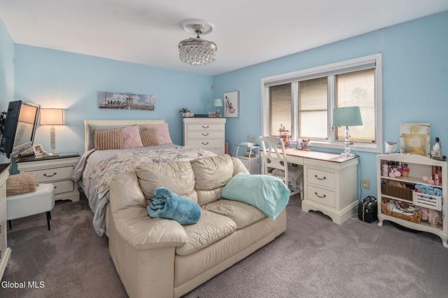 3041 Mariaville Road, Rotterdam, NY 12306