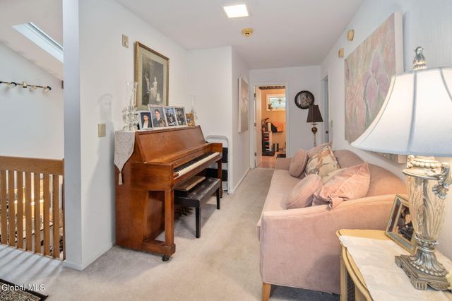 3041 Mariaville Road, Rotterdam, NY 12306