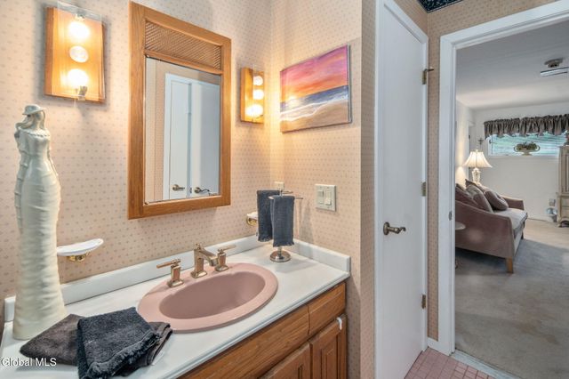 3041 Mariaville Road, Rotterdam, NY 12306