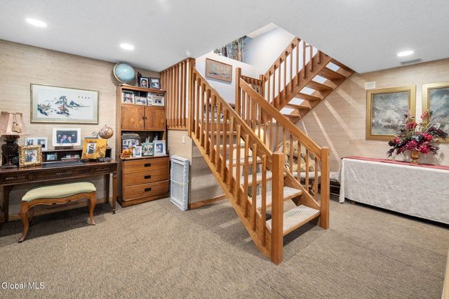 3041 Mariaville Road, Rotterdam, NY 12306