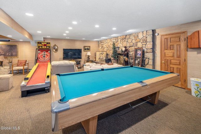 3041 Mariaville Road, Rotterdam, NY 12306