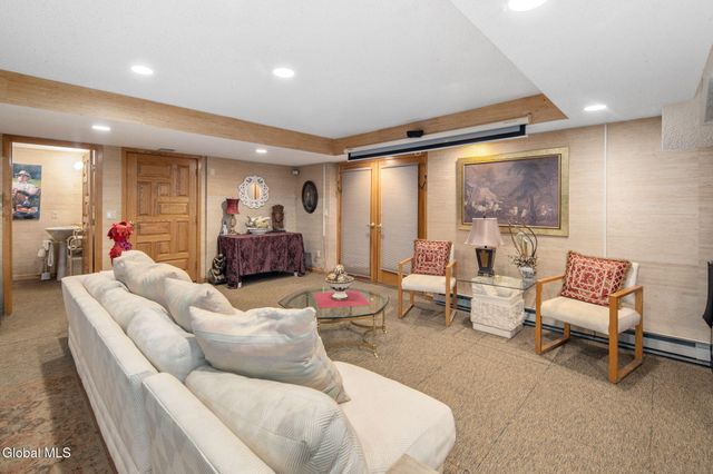 3041 Mariaville Road, Rotterdam, NY 12306