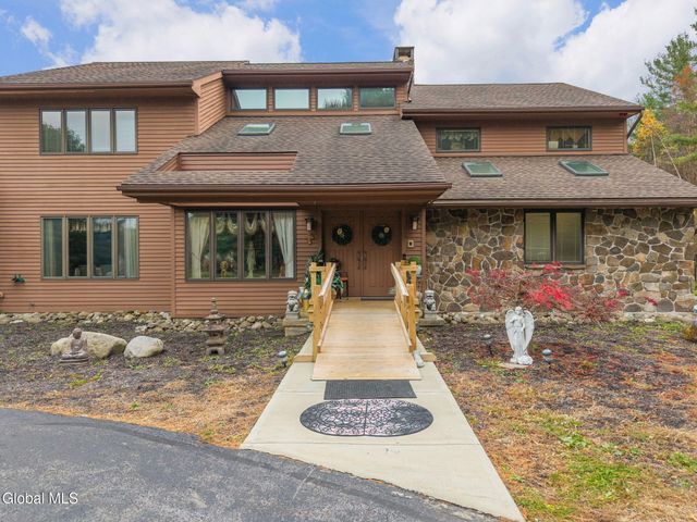 3041 Mariaville Road, Rotterdam, NY 12306