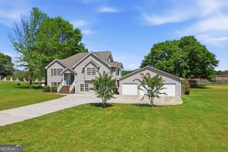 2334 Frettiesburg Drive, Rockmart, GA 30153