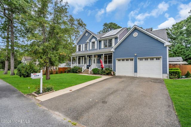 1319 Norwood Street, Forked River, NJ 08731