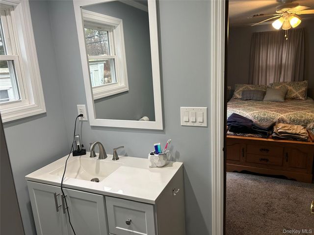 309-15 Fanning Boulevard, Riverhead, NY 11901