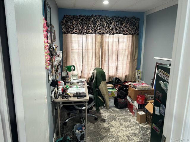 309-15 Fanning Boulevard, Riverhead, NY 11901