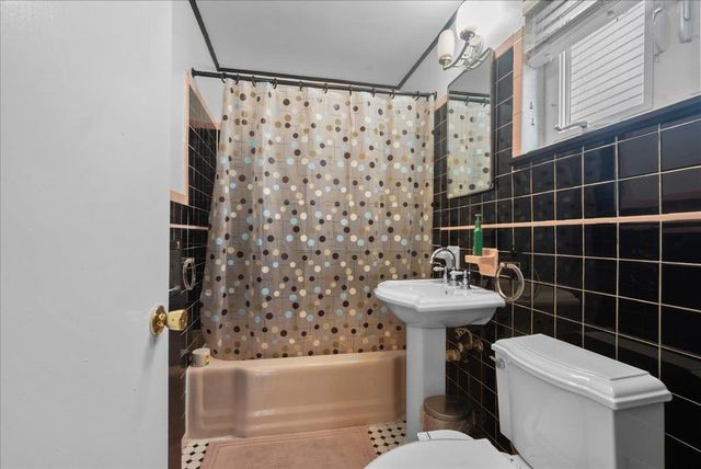 584 LIBERTY AVE, Jc, Heights, NJ 07307