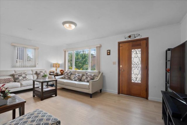 584 LIBERTY AVE, Jc, Heights, NJ 07307