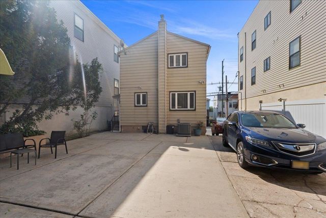 584 LIBERTY AVE, Jc, Heights, NJ 07307