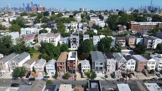 584 LIBERTY AVE, Jc, Heights, NJ 07307