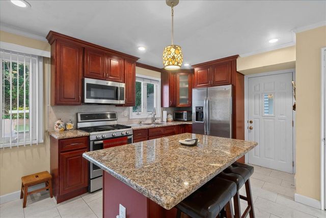 584 LIBERTY AVE, Jc, Heights, NJ 07307