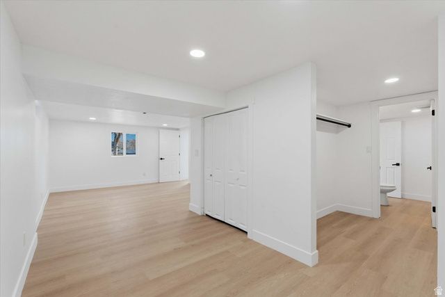 941 E CARNATION DR, Sandy, UT 84094