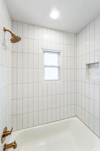 7043 Toepfer Road, Warren, MI 48091