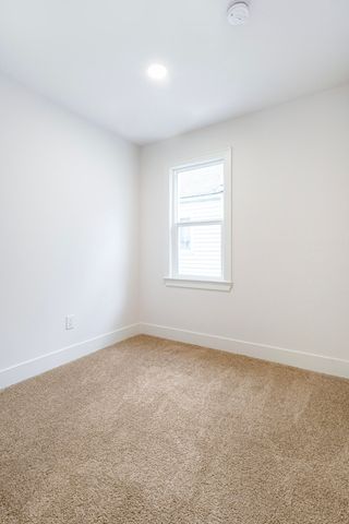 7043 Toepfer Road, Warren, MI 48091