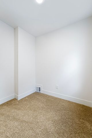 7043 Toepfer Road, Warren, MI 48091