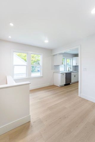 7043 Toepfer Road, Warren, MI 48091