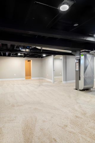 7043 Toepfer Road, Warren, MI 48091