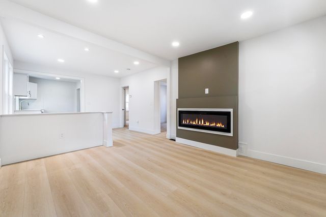 7043 Toepfer Road, Warren, MI 48091