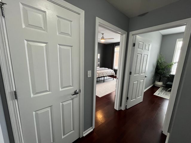 390 S Western Avenue 706, Des Plaines, IL 60016