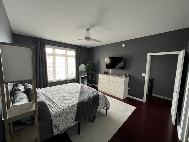 390 S Western Avenue 706, Des Plaines, IL 60016