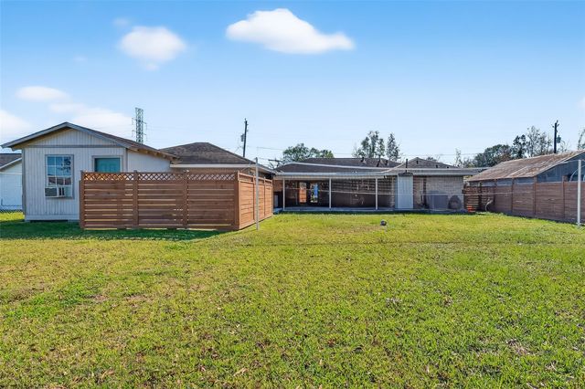 16415 1st Street, Channelview, TX 77530